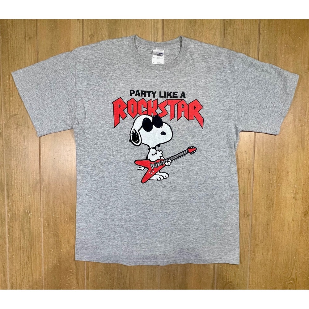 Gildan Peanuts Snoopy Party Like A‎ Rockstar Graphic Tee Gray M Cotton vintage